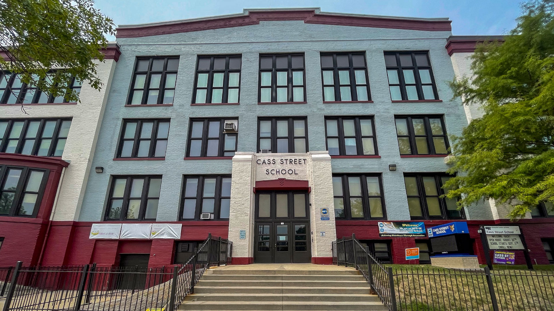 Cass Street School building on a sunny day.